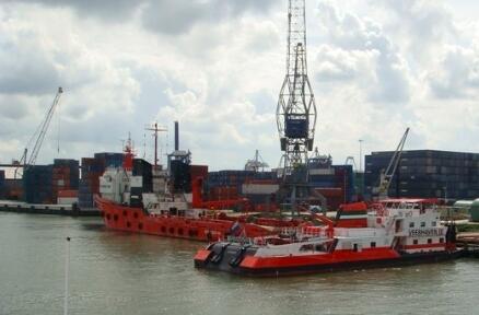 鹿特丹港船舶数量同比减少 但运营一切正常