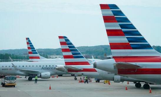 美国航空拟裁减30%管理和支持人员