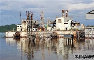 菲律宾一艘发电驳船爆炸 大量燃油泄漏数百人撤离